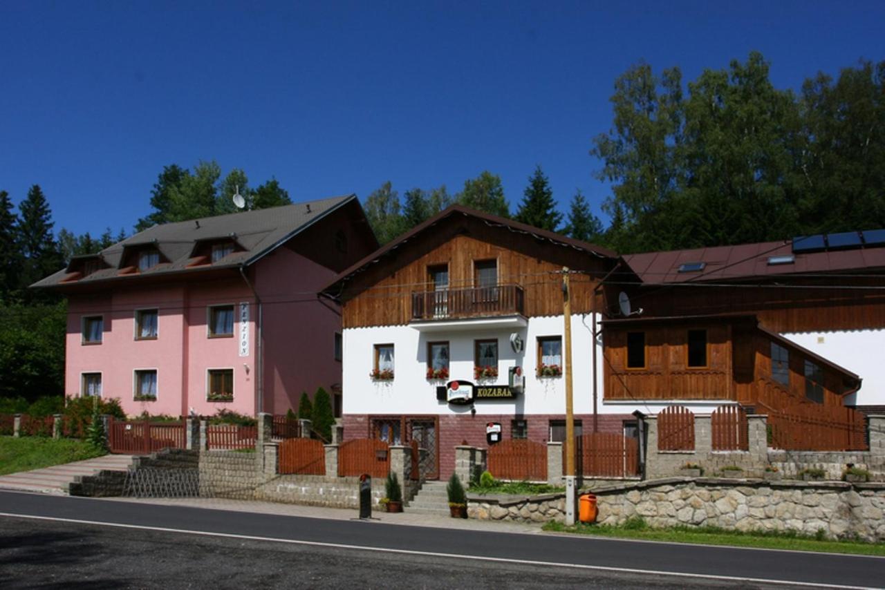 Penzion Kozabar Horni Luby Exterior photo